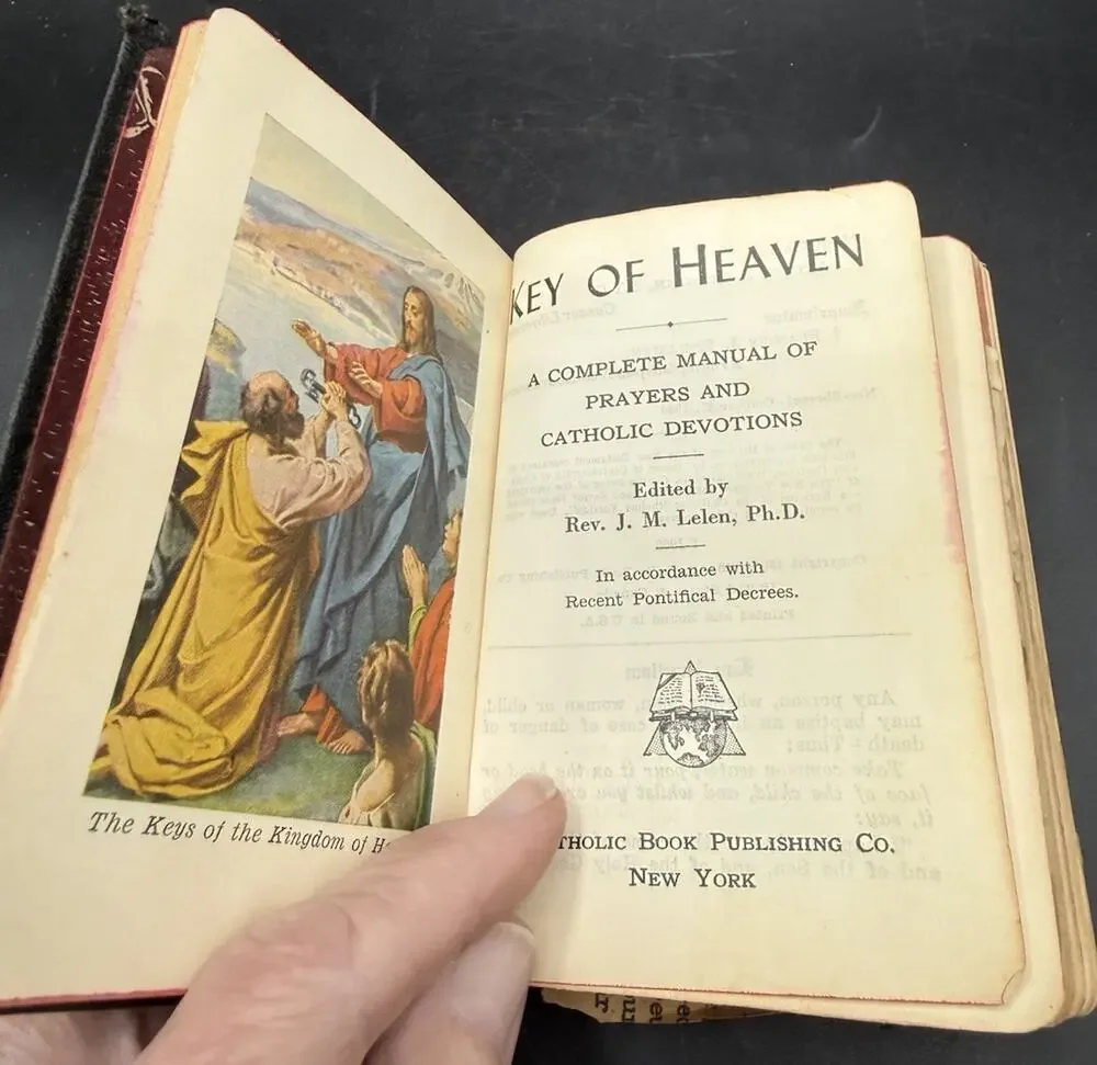 Priest Personal 1940’s Key Of Heaven Catholic Devotions Loaded W Holy Cards!
